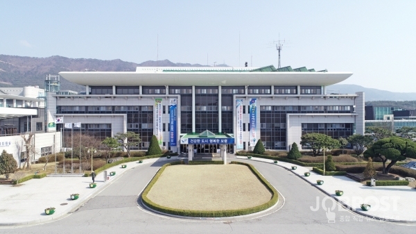 보령시청사 전경