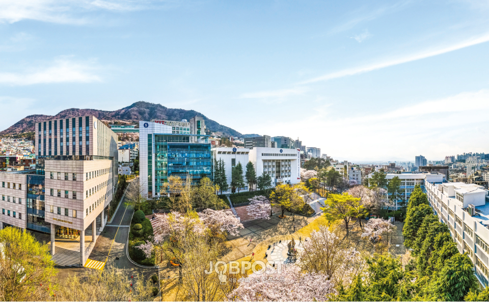 부산 사상구 경남정보대 전경.(사진_경남정보대)