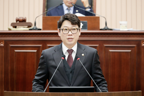 김용현 구리시의회 의장은 "앞으로 공드린주방이 활성화를 통해 구리시의 대표적인 일자리 사업으로 발전하기를 기대한다"라고 말했다