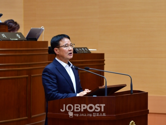 완주군의회 김재천 의원, ‘일자리-인구 컨트롤타워’ 구축 제안
