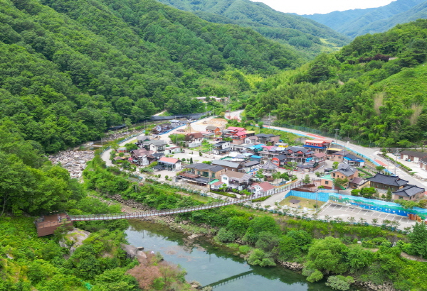 지리산 내대 생태길 출렁다리. 사진=산청군