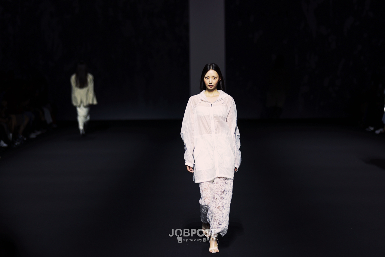 [☆JP포토] 아하콜렉티브와 미디어아트 콜라보 무대