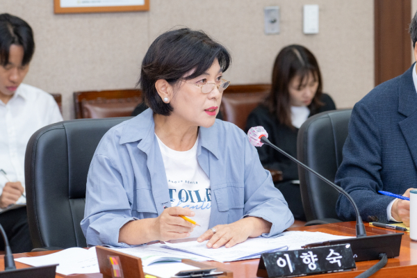 지난 14일에 열린 제322회 임시회 경제도시위원회 제1차 회의