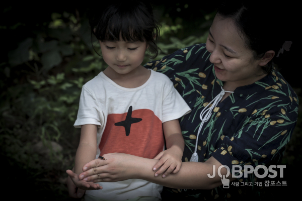 무주반딧불이축제 반딧불이 신비탐사(사진=무주군제공)