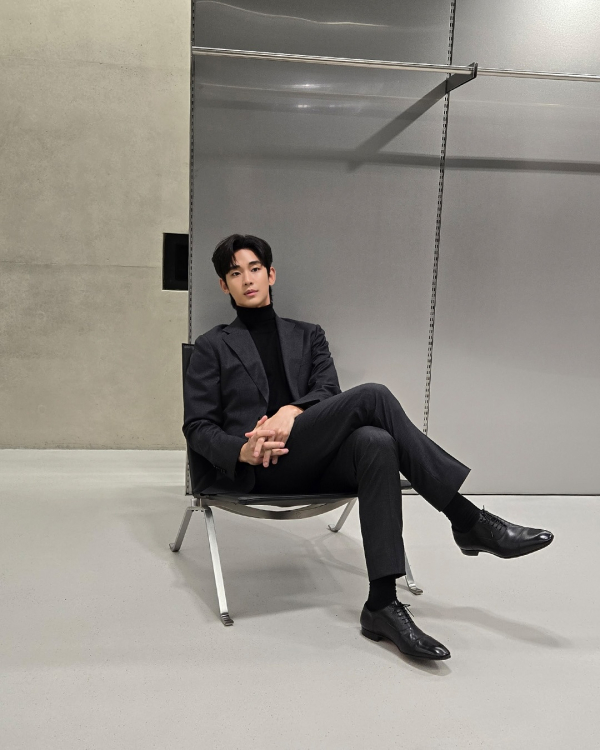 출처 : 김수현 SNS