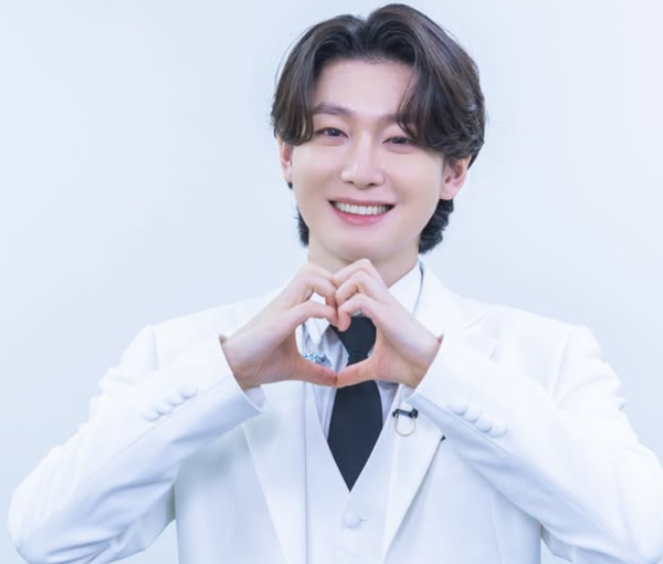 이미지출처 = 가수 김용빈SNS