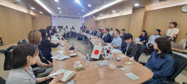경북도는 19일부터 20일까지 일본지방자치단체국제화협회(CLAIR)서울사무소 및 일본 각 지자체에서 파견된 공무원 등 25명을 초청해 ‘주한 일본공무원 초청 연수’를 진행했다. (사진제공=경북도)